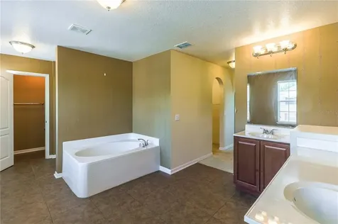 24363 SW 6th Place Newberry FL 32669