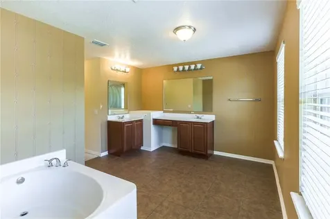 24363 SW 6th Place Newberry FL 32669