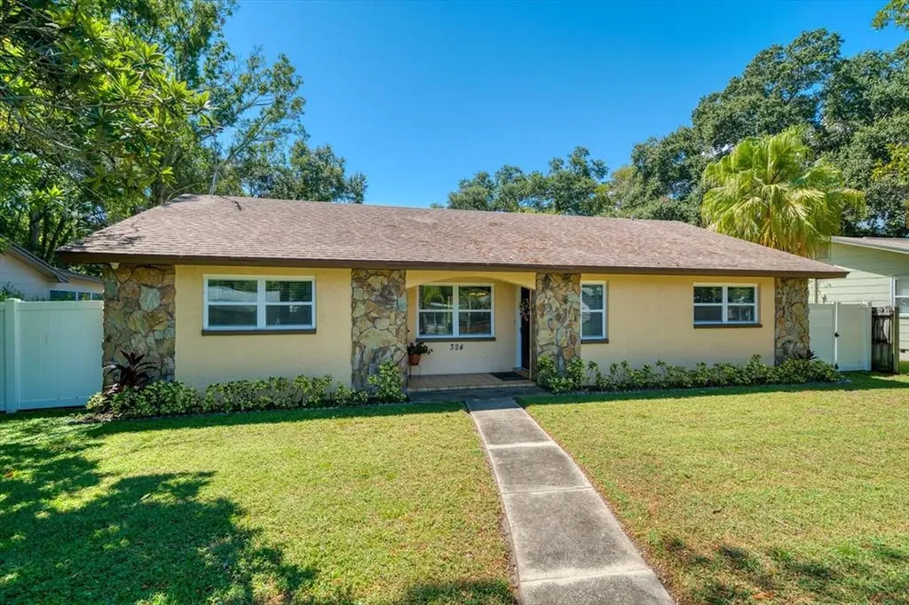 324 42nd Avenue N St Petersburg FL 33703