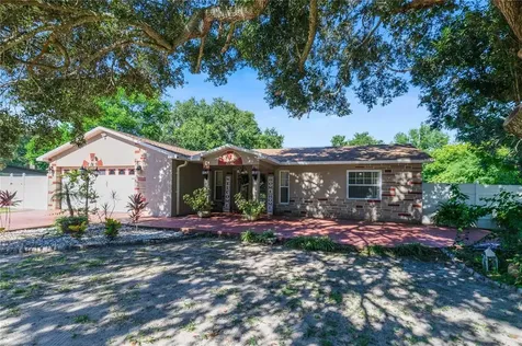 2570 Longbranch Court Kissimmee FL 34744