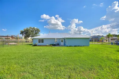 200 1/2 North Boulevard W Davenport FL 33837