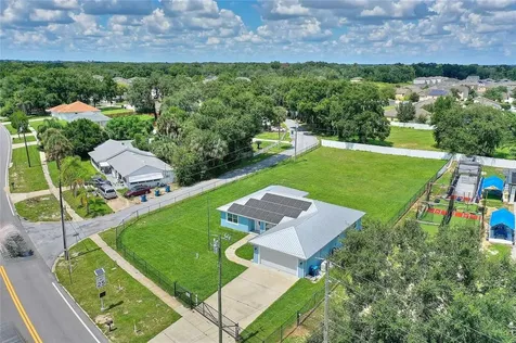 200 1/2 North Boulevard W Davenport FL 33837