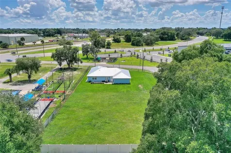 200 1/2 North Boulevard W Davenport FL 33837