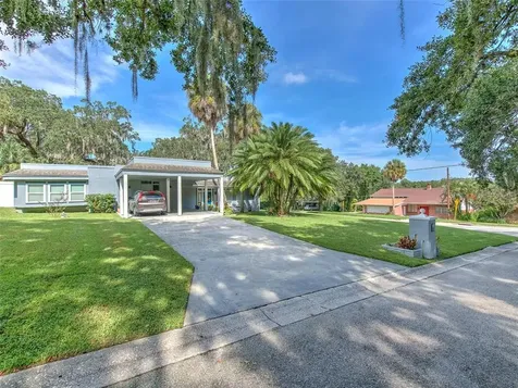 3613 River Grove Drive Tampa FL 33610
