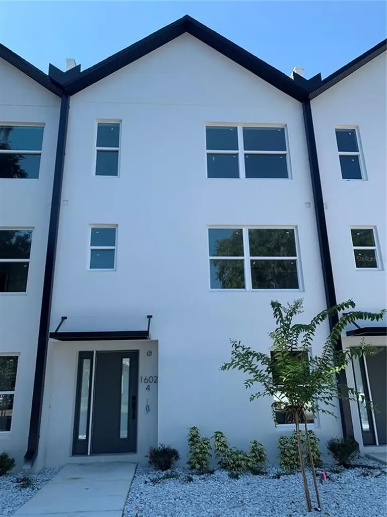 1602 Park Lake Street Orlando FL 32803