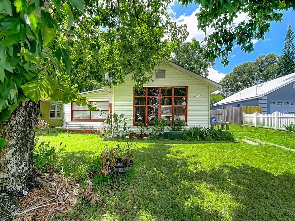 1720 Baxter Avenue Orlando FL 32806