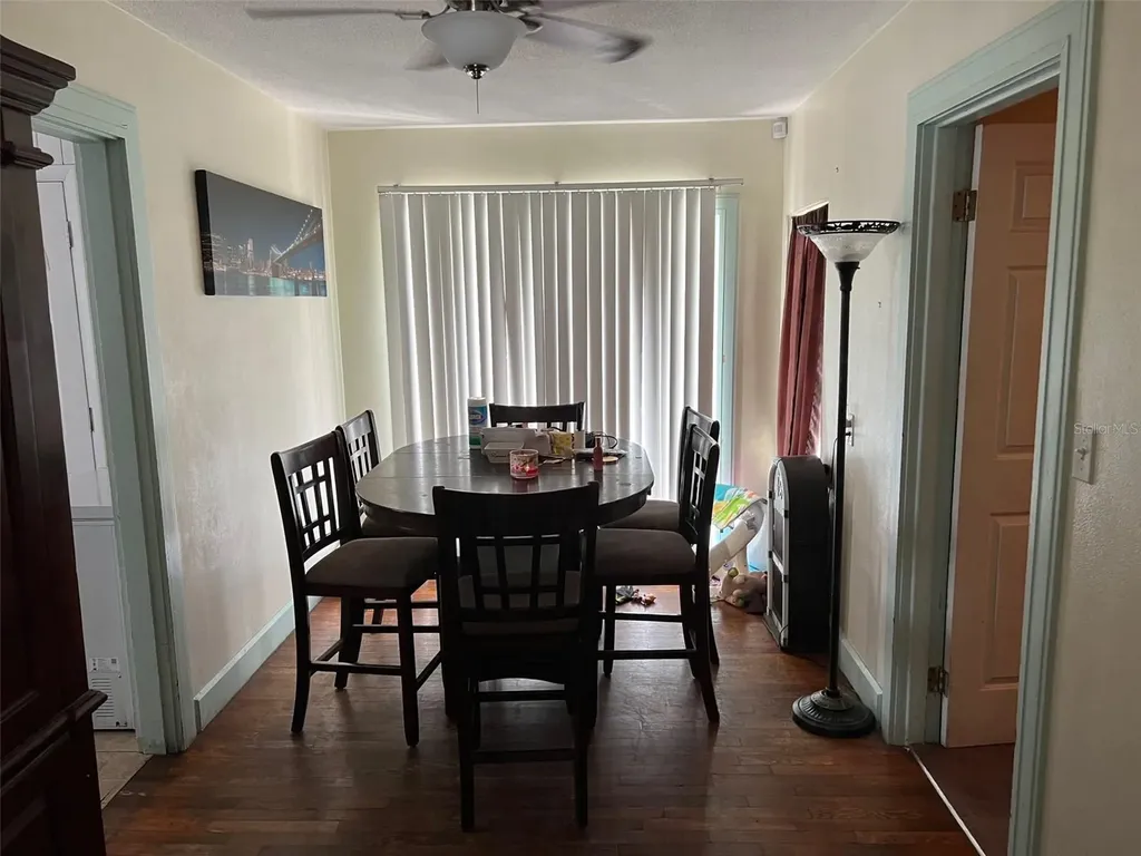 2734 53rd Avenue N St Petersburg FL 33714