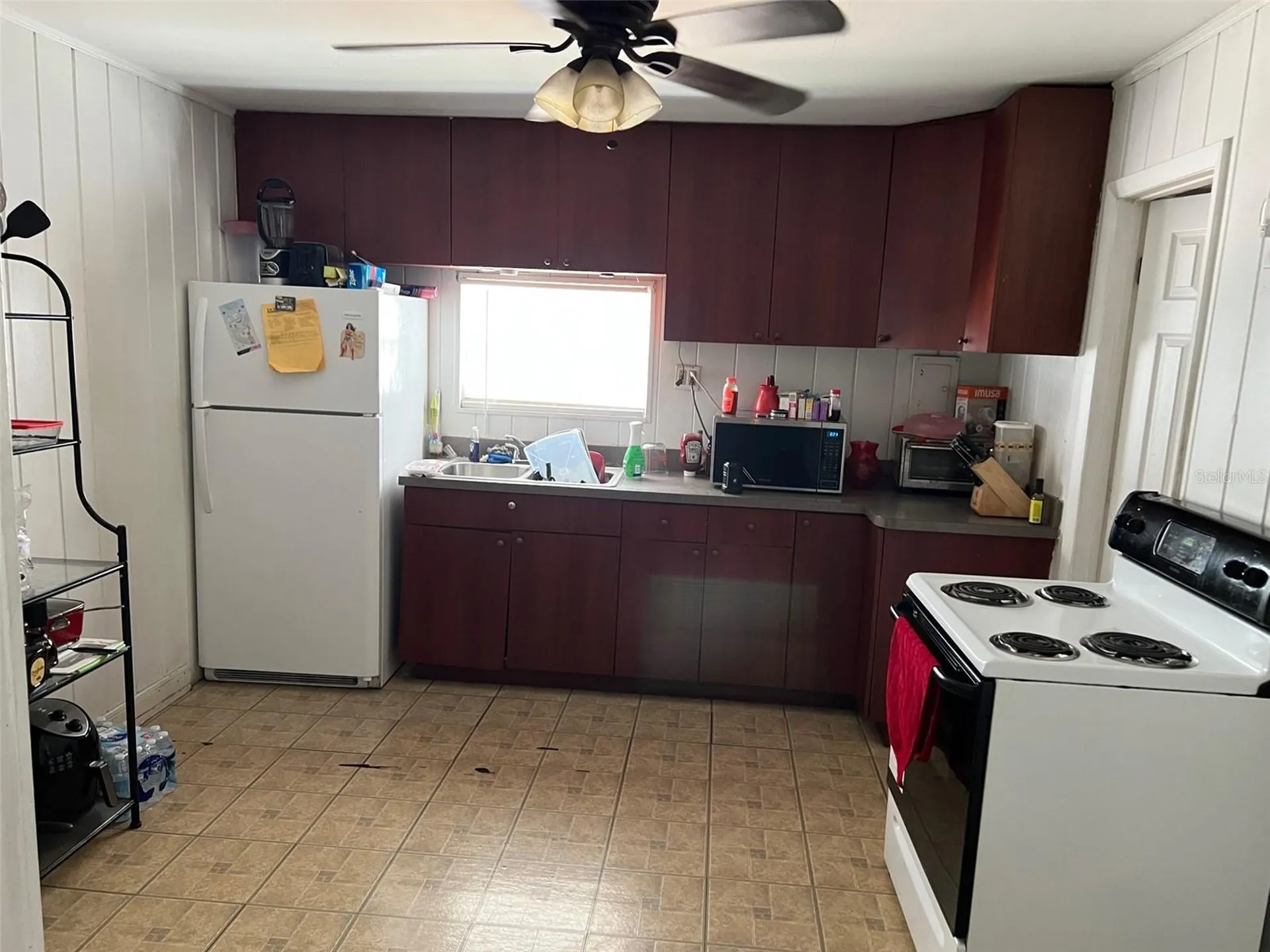 2734 53rd Avenue N St Petersburg FL 33714
