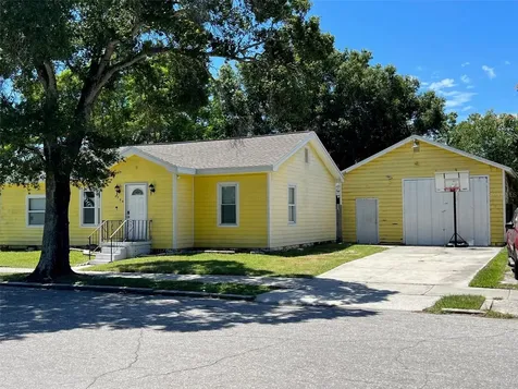 2734 53rd Avenue N St Petersburg FL 33714
