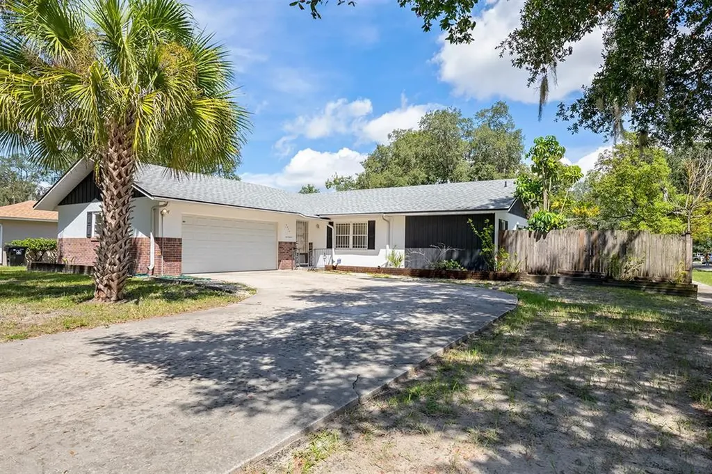 4946 Neponset Avenue Orlando FL 32808