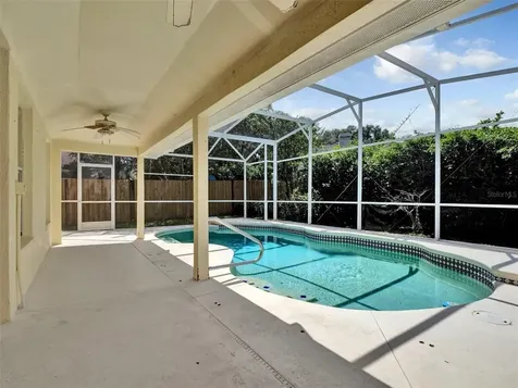 986 N Lake Claire Circle Oviedo FL 32765