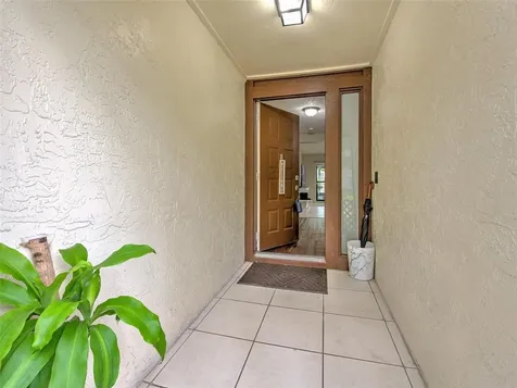 714 Sandy Creek Drive Brandon FL 33511