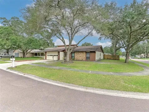714 Sandy Creek Drive Brandon FL 33511