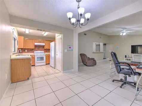 714 Sandy Creek Drive Brandon FL 33511