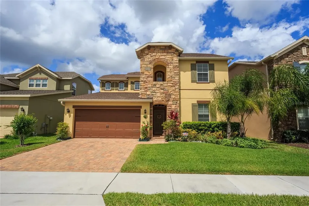 987 Fountain Coin Loop Orlando FL 32828