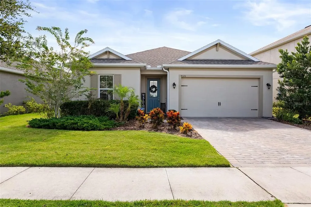 9120 Carmela Avenue Davenport FL 33897