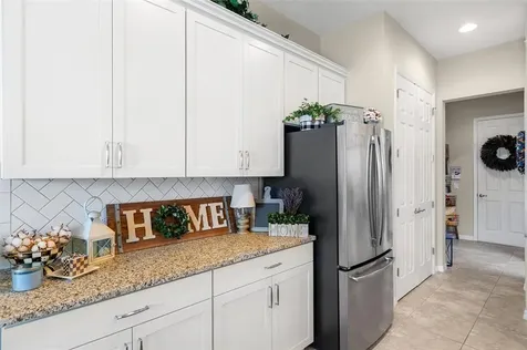 9120 Carmela Avenue Davenport FL 33897