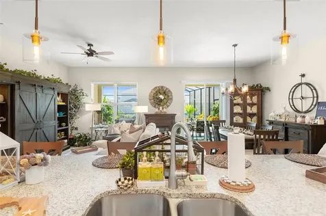 9120 Carmela Avenue Davenport FL 33897