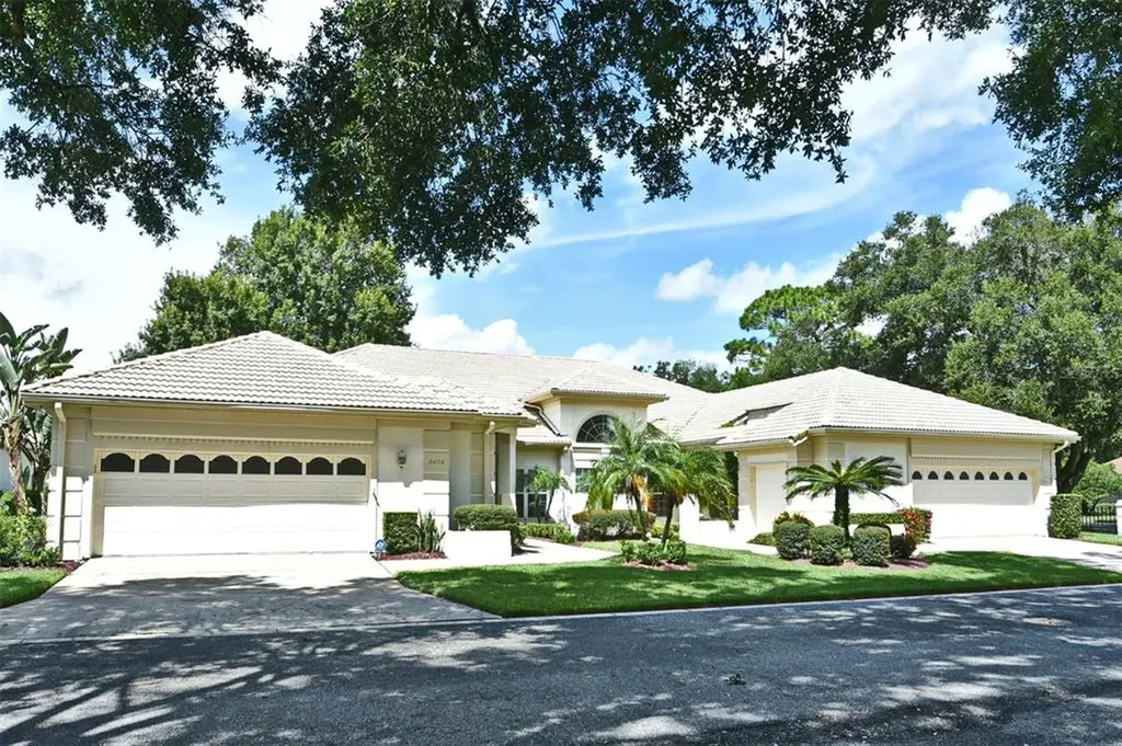 2402 Sweetwater Country Club Drive Apopka FL 32712