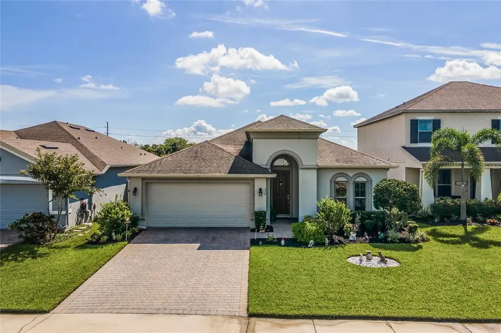 352 Red Rose Lane Sanford FL 32771