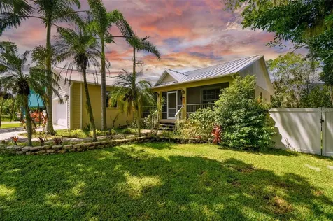3819 6th Avenue W Palmetto FL 34221