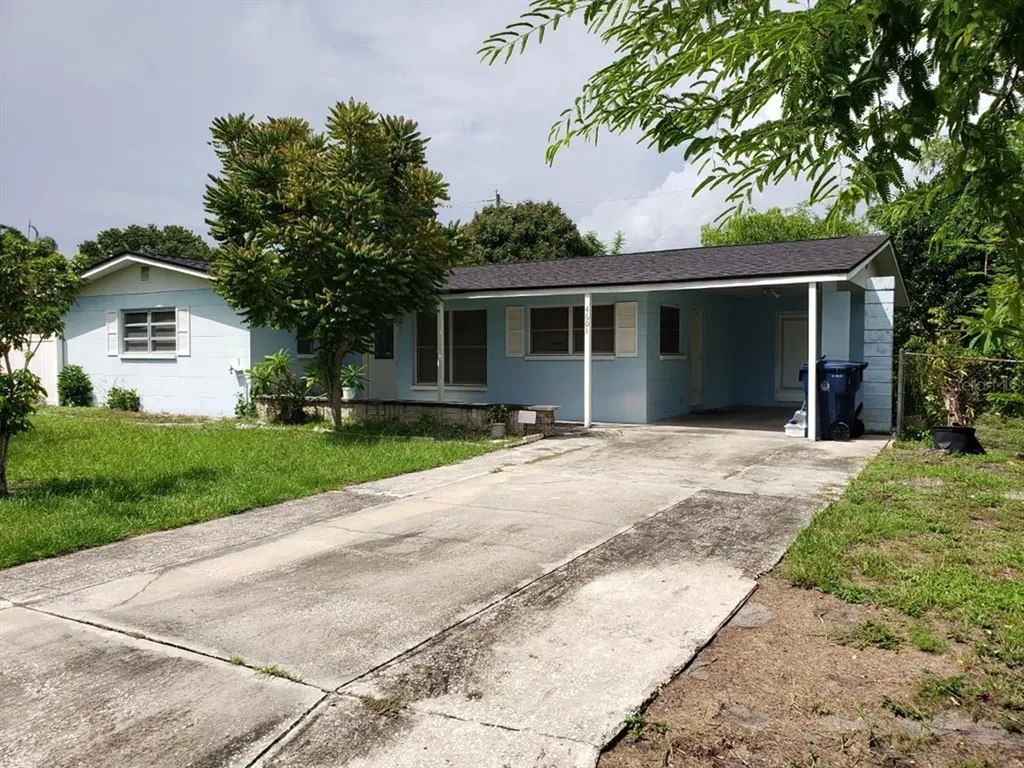 4601 W Villa Rosa Street Tampa FL 33611