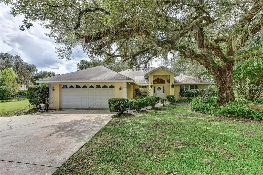 1634 Mercers Fernery Road Deland FL 32720