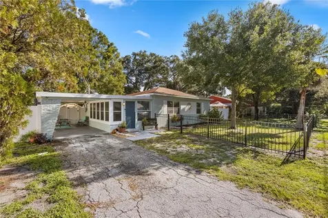 3011 W Van Buren Drive Tampa FL 33611