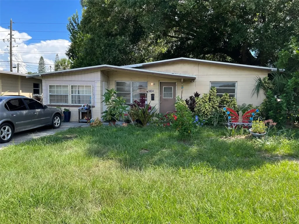 5634 5th Avenue N St Petersburg FL 33710
