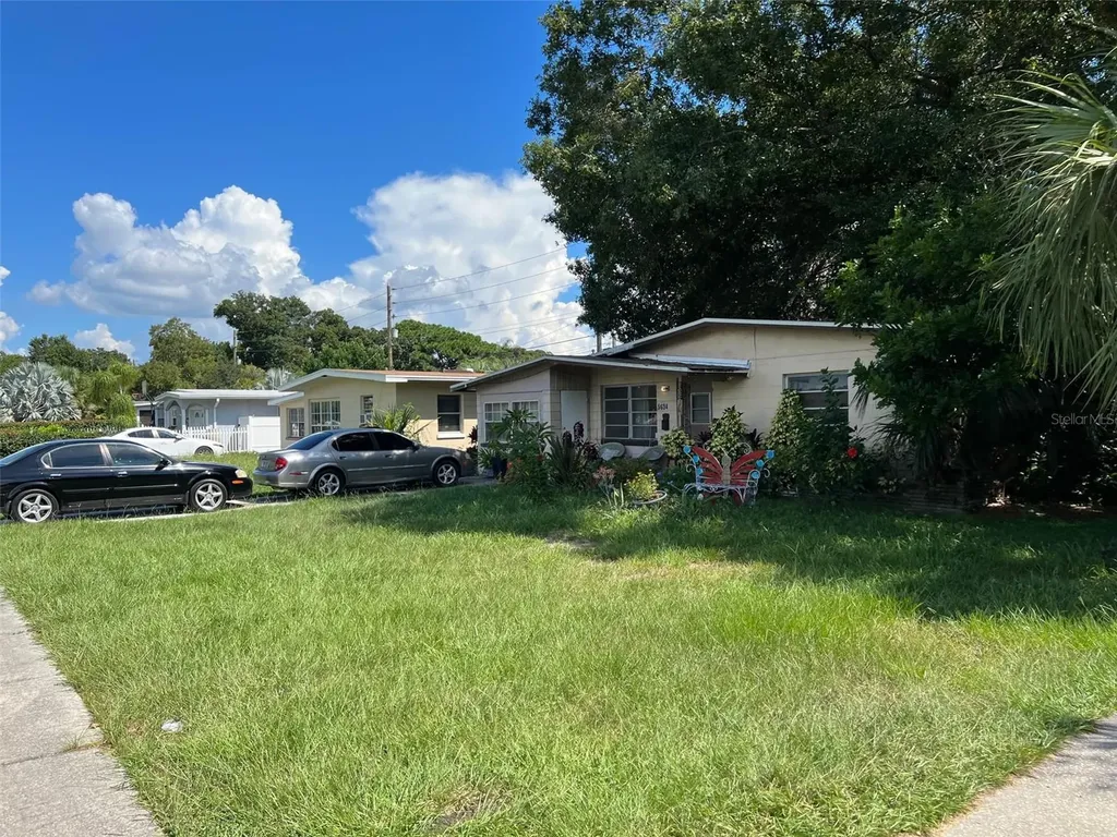 5634 5th Avenue N St Petersburg FL 33710