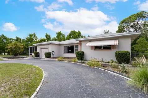 2015 Gray Street S Gulfport FL 33707