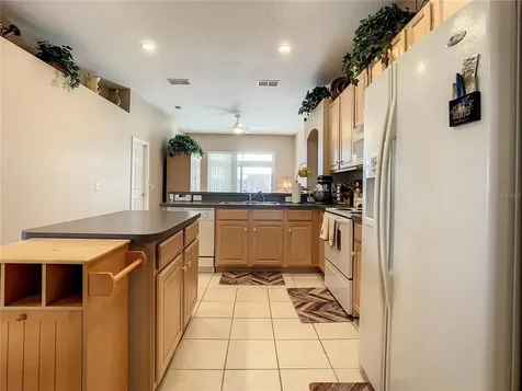 335 Woodlark Drive Davenport FL 33897
