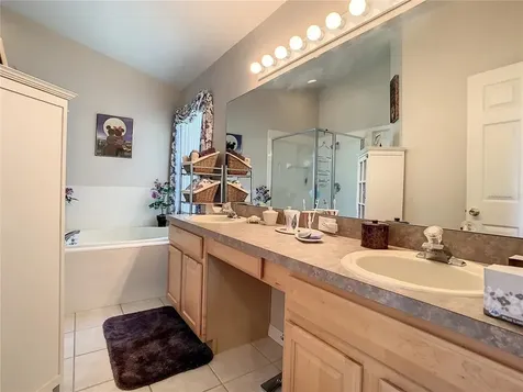 335 Woodlark Drive Davenport FL 33897