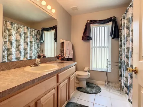 335 Woodlark Drive Davenport FL 33897