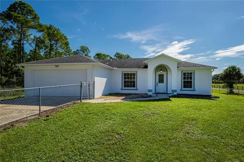 9260 Acorn Boulevard Punta Gorda FL 33982