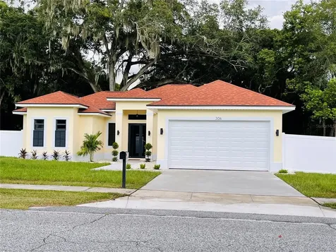 306 E Clay Avenue Brandon FL 33510