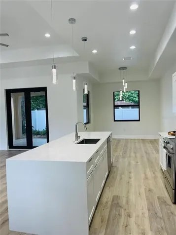 306 E Clay Avenue Brandon FL 33510