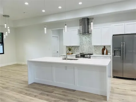 306 E Clay Avenue Brandon FL 33510