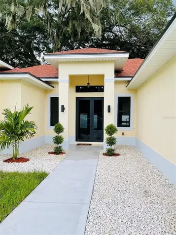 306 E Clay Avenue Brandon FL 33510