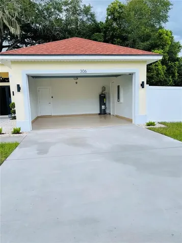 306 E Clay Avenue Brandon FL 33510