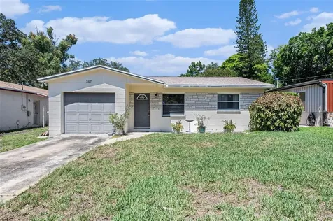 5327 5th Street S St Petersburg FL 33705
