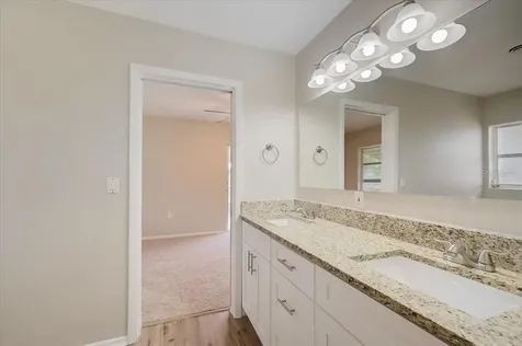 2443 Sunnyside Lane Sarasota FL 34239