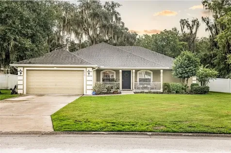 2927 Blackwater Oaks Drive Mulberry FL 33860
