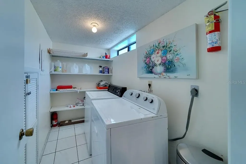 6157 Midnight Pass Road Sarasota FL 34242