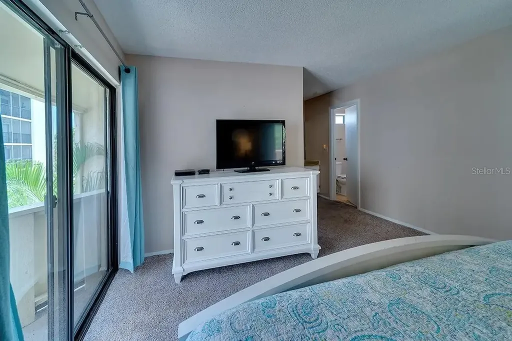 6157 Midnight Pass Road Sarasota FL 34242