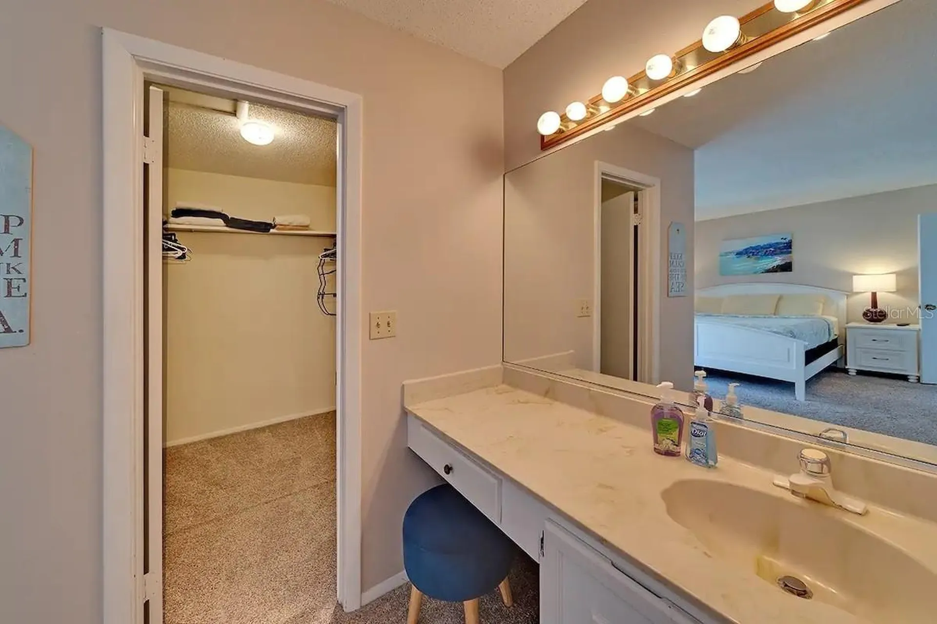 6157 Midnight Pass Road Sarasota FL 34242