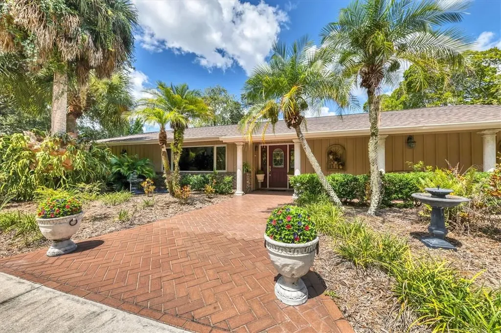 4750 Longleaf Lane Sarasota FL 34241