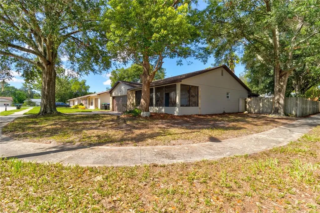 6836 Massa Court Orlando FL 32810