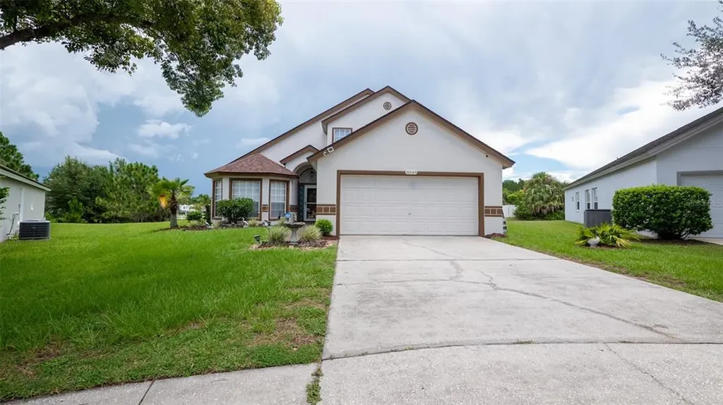 16549 Coopers Hawk Avenue Clermont FL 34714