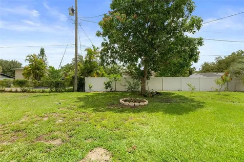 569 Obispo Avenue Orlando FL 32807